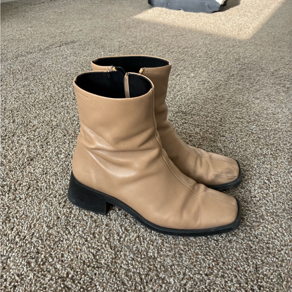 Vagabond Tan Ankle Boots